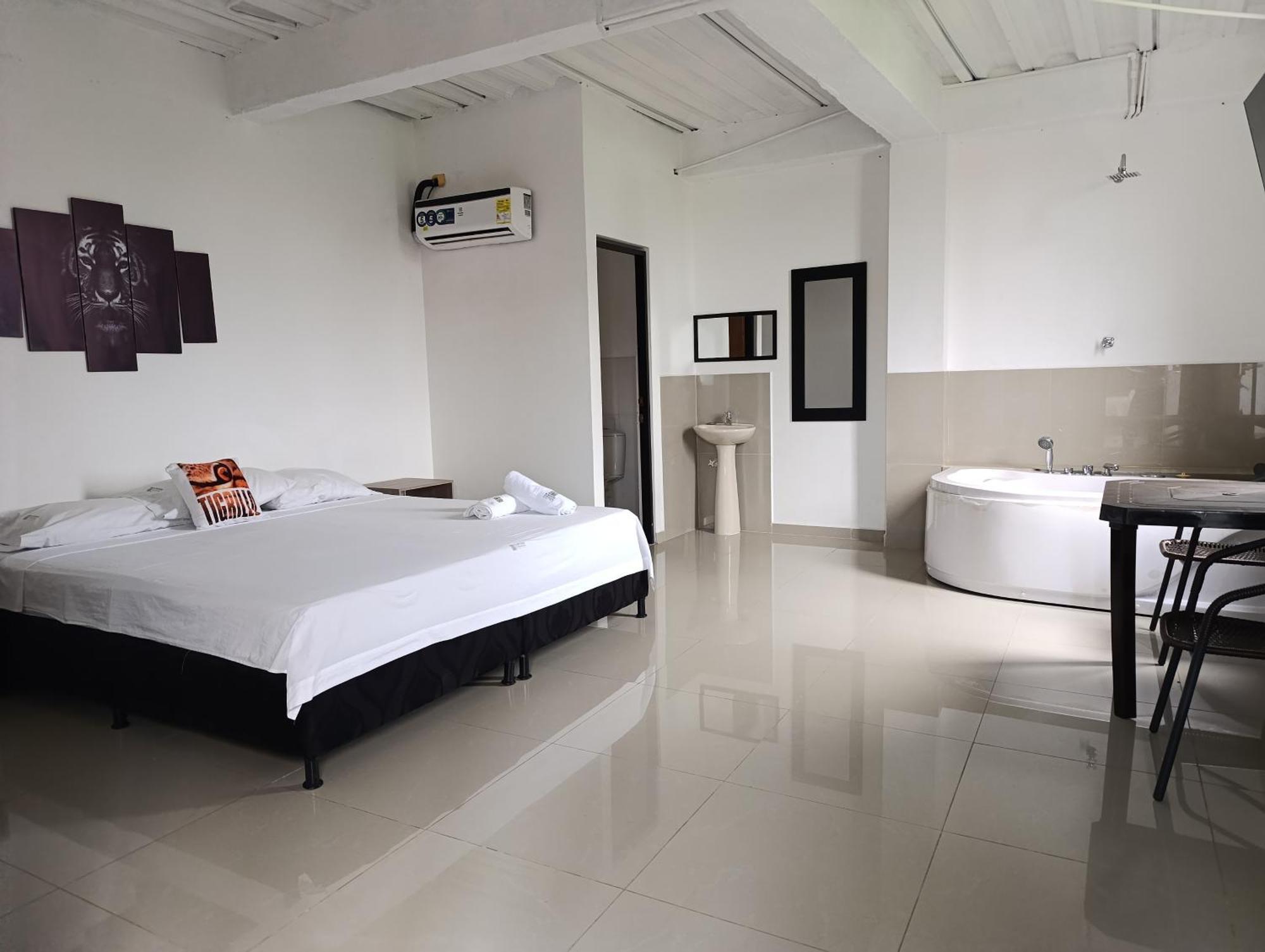 Hotel El Refugio Doradal Esterno foto